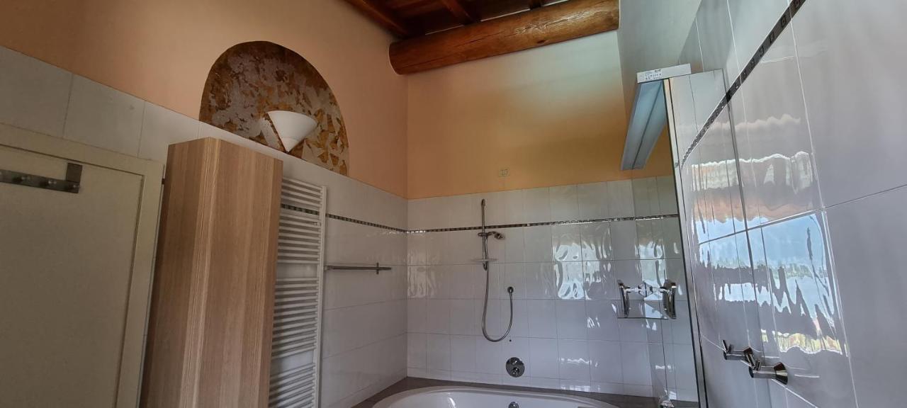 Casa Romantica Colico Eksteriør billede